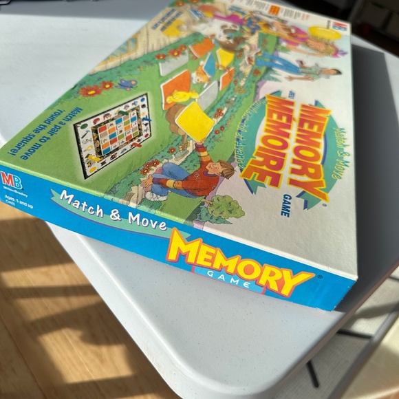 Vintage 1986 Match And Move Memory Board Game Complete Milton Bradley Kids 80's - Picture 4 of 11